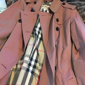 Burberry England pink trench